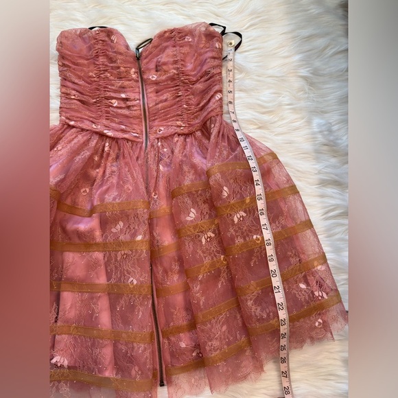 Vintage Betsey Johnson Y2K Pink and Gold Lace Tier Evening Cupcake Dress 4 - Picture 8 of 11